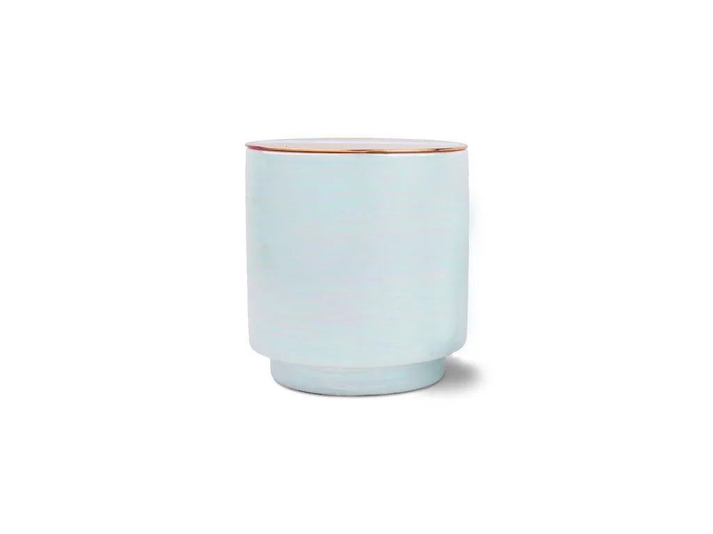 Paddywax GLOW SKY BLUE SEA SALT & PLUMERIA 3-knôtová vonná sviečka s medeným vrchnákom (17oz / 482g)
