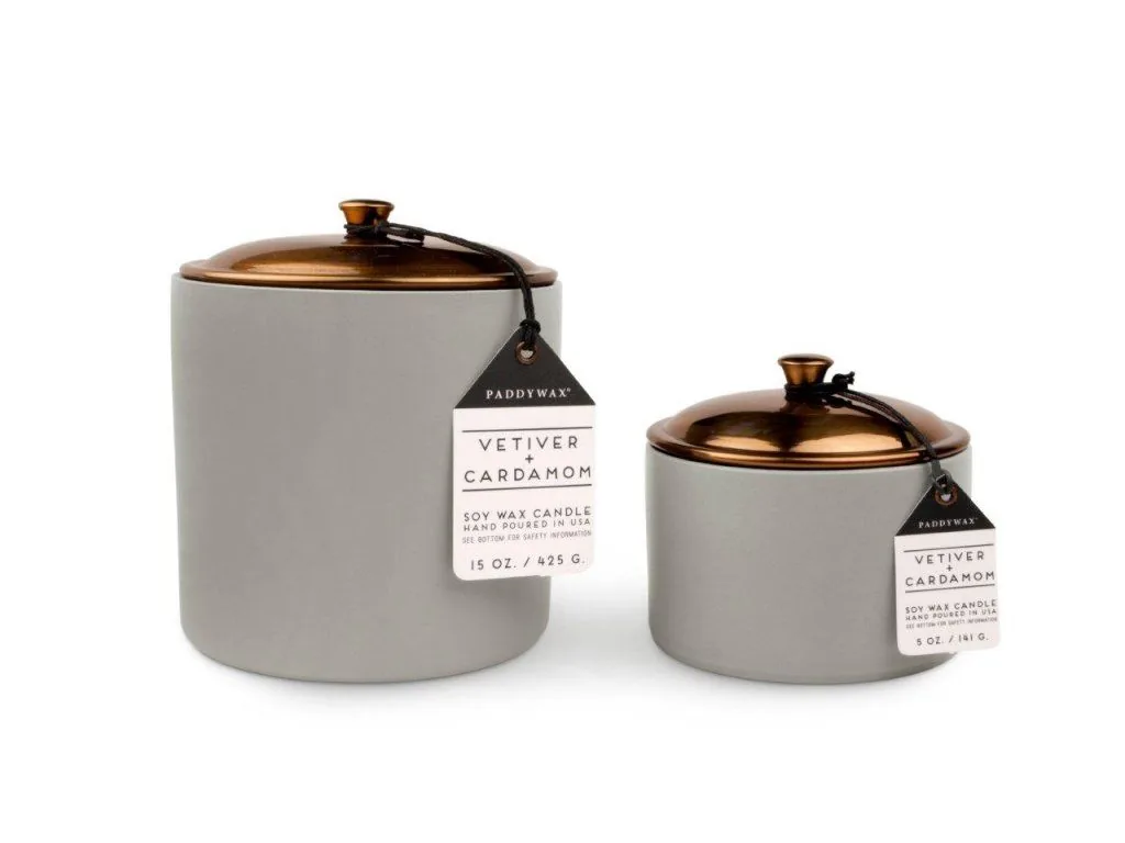 Paddywax HYGGE GREY VETIVER + CARDAMOM 3-knôtová vonná sviečka (15oz / 425g) – Obrázok 2