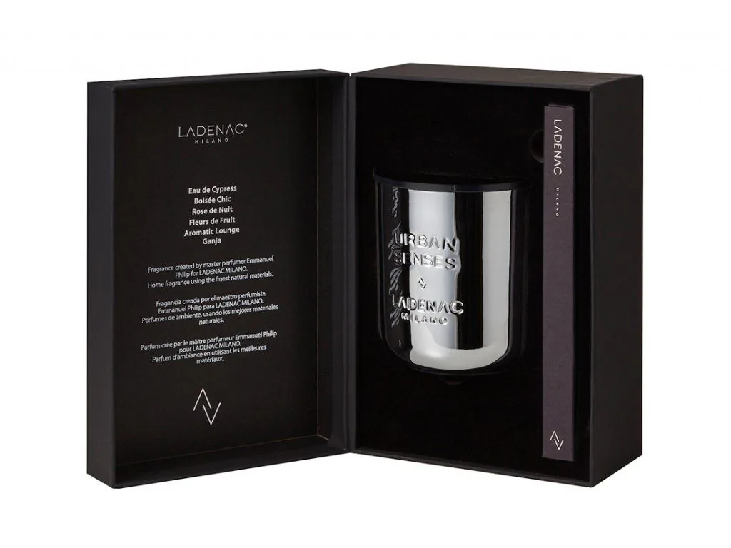 LADENAC Urban Senses Eau de Cypress vonná sviečka (500 g) v darčekovom balení