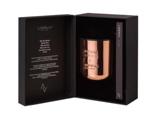 LADENAC Urban Senses Rose de Nuit vonná sviečka (500 g) v darčekovom balení