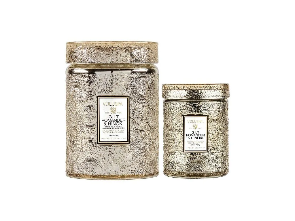 Voluspa Japonica Holiday Gilt Pomander & Hinoki Small Jar vonná sviečka (5.5oz / 156g) – Obrázok 3