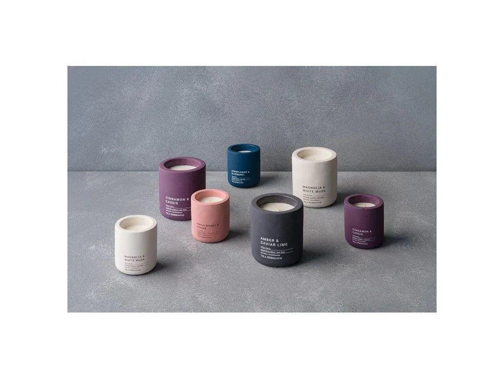 Vila Hermanos Concrete Magnolia & White Musk vonná sviečka 120g – Obrázok 3