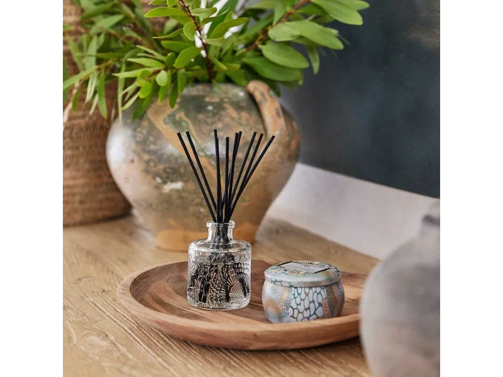 Voluspa Japonica California Summers Mini Tin vonná sviečka 113g – Obrázok 4
