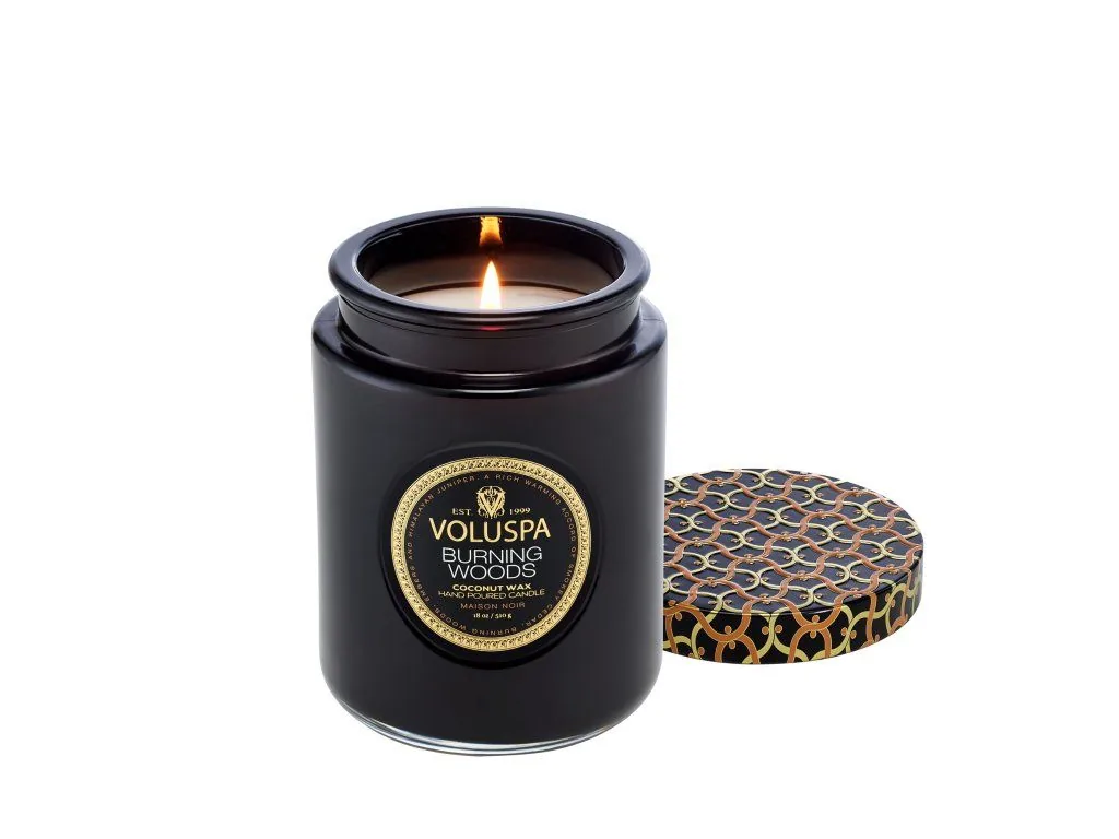 Voluspa Maison Noir Burning Woods veľká sviečka (18oz / 510g) – Obrázok 2