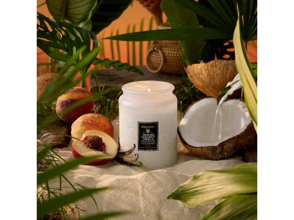 Voluspa Japonica Tahitian Coconut Vanilla Small Jar vonná sviečka (5.5oz / 156g) – Obrázok 3