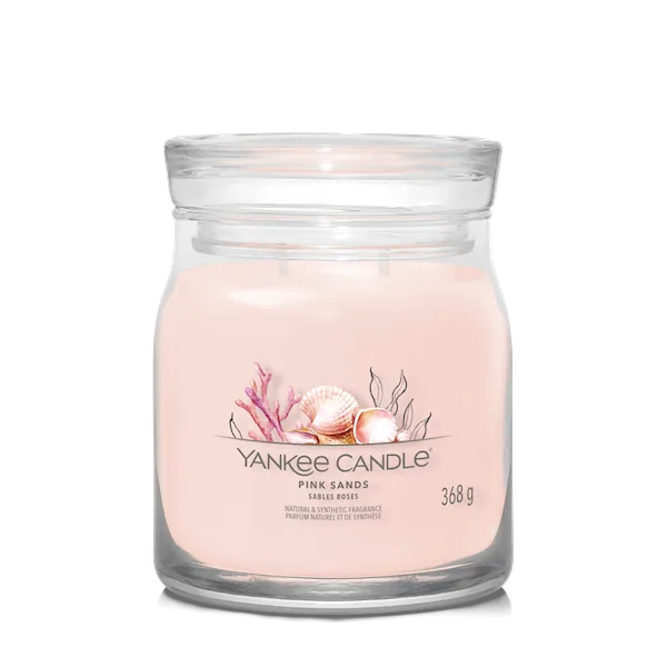 PINK SANDS — Stredná sviečka Signature 368g